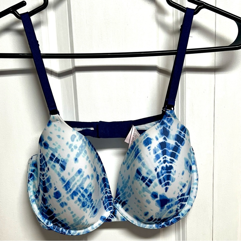 Victoria's Secret Navy and Light Blue Tie-Dye Push-Up Bra Size 36D